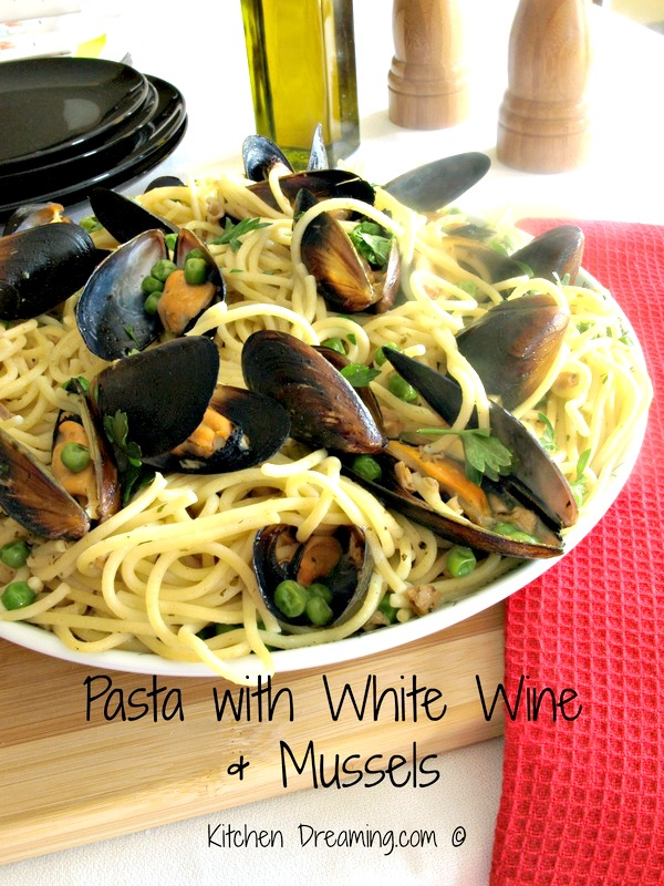 Pasta with White Wine & Mussels is a quick and easy go to meal for lunch or dinner. Mussels are inexpensive so this meal wont cost you at the register.