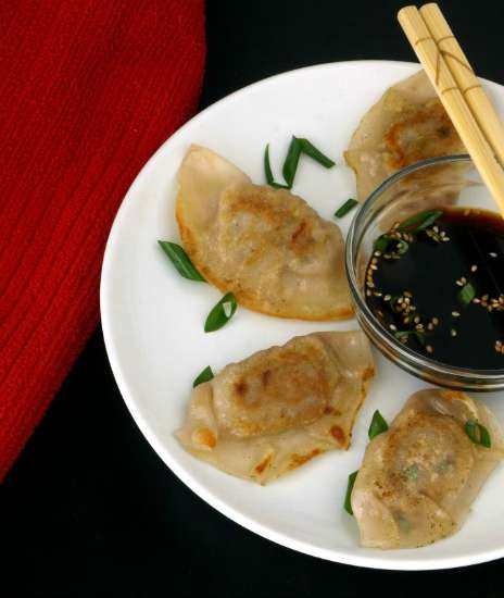 These potstickers are easy to make and so much tastier that anything you'll find in your grocer's freezer section. | KitchenDreaming.com |