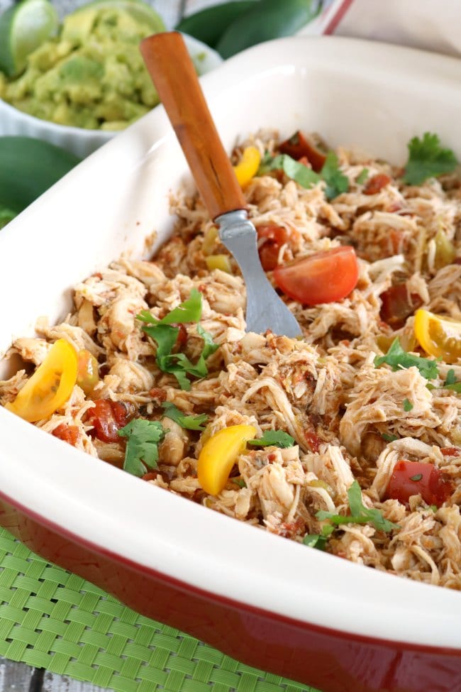 Crock Pot Shredded Mexican Chicken is EASY to use in so MANY recipes. SCORE! 
