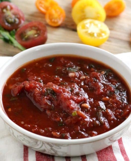 This is the real deal - Carrabbas's Marinara Sauce. This Marinara Sauce is ideal for dipping all your favorite appetizers. It’s fast and easy, and ready in just minutes!