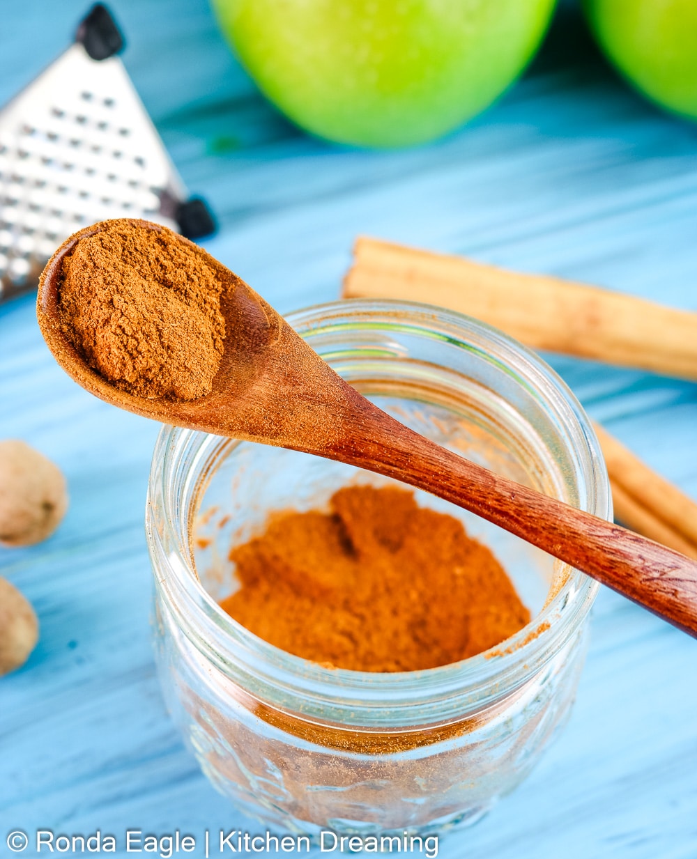 Quick & Easy 3ingredient Apple Pie Spice Substitute Kitchen Dreaming